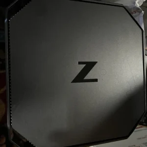 HP Z2 Mini G3,Intel Core i7-7700@3.60ghz,16GB RAM 256gb SSD Nvidia M620-2gb